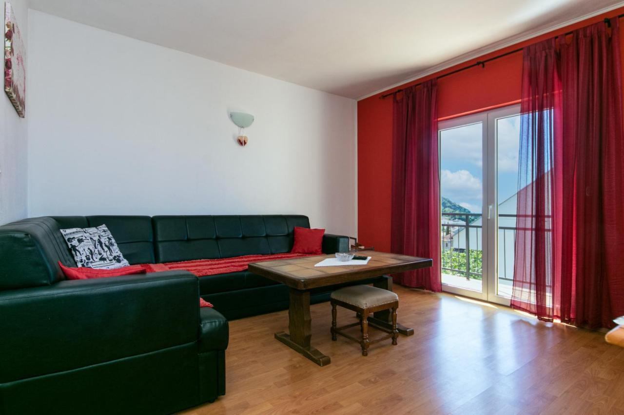 Apartments With A Parking Space Gradac, Makarska - 14708 Exterior foto