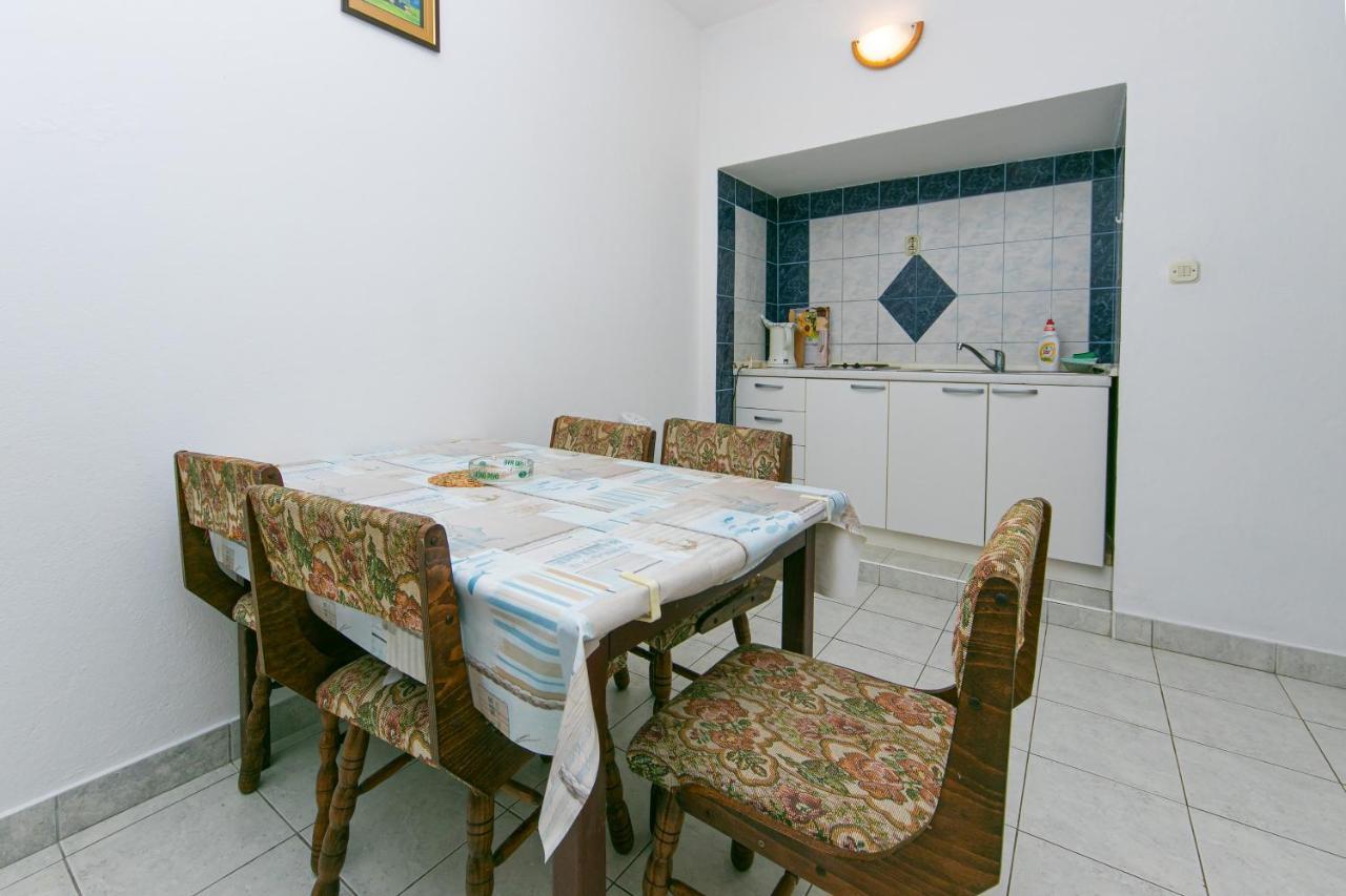 Apartments With A Parking Space Gradac, Makarska - 14708 Exterior foto