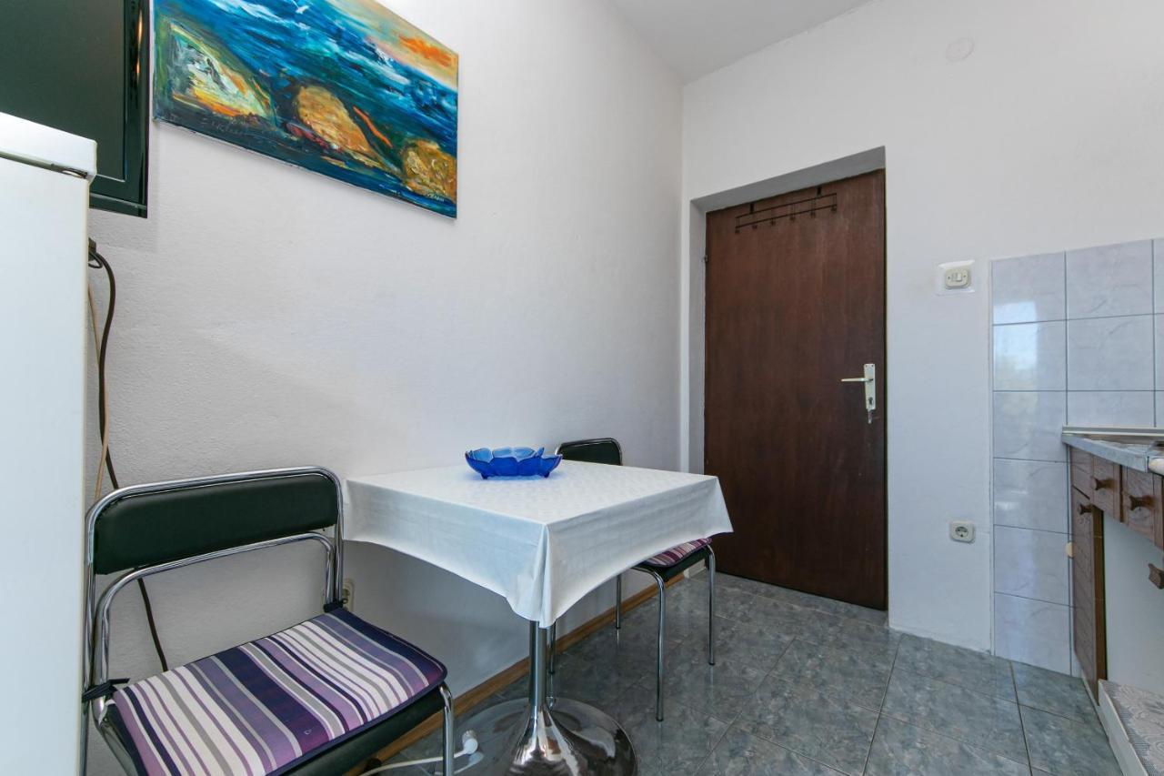 Apartments With A Parking Space Gradac, Makarska - 14708 Exterior foto